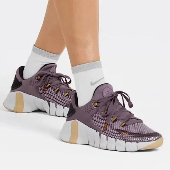 NEW NIKE FREE METCON 4 PREMIUM PURPLE SMOKE DQ4678-500 WOMENS SIZE - 7 - Picture 14 of 16